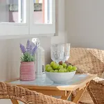 Classic Meets Modern - Downtown Balcony Retreat Lejlighed *