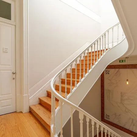 Lägenhet Classic Meets Modern - Downtown Balcony Retreat Oporto