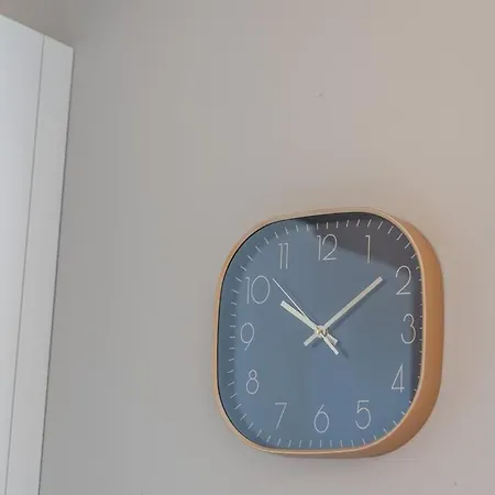 Apartament Classic Meets Modern - Downtown Balcony Retreat Porto