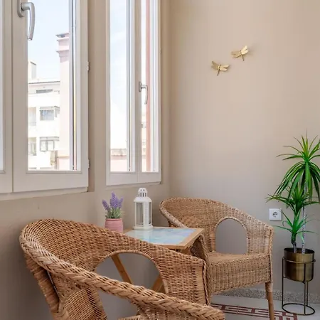 Apartament Classic Meets Modern - Downtown Balcony Retreat Porto