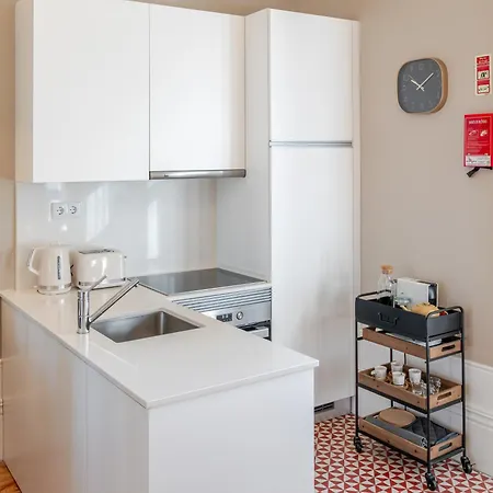 Classic Meets Modern - Downtown Balcony Retreat Lägenhet Oporto