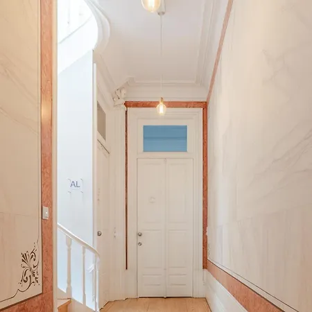 Lägenhet Classic Meets Modern - Downtown Balcony Retreat Oporto