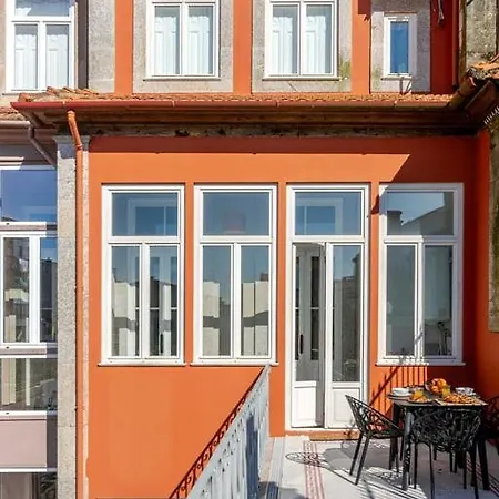 Διαμέρισμα Classic Meets Modern - Downtown Balcony Retreat Πόρτο