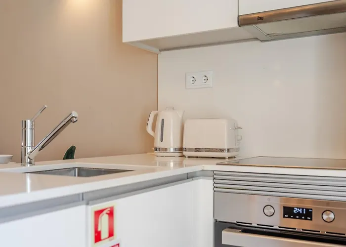 Classic Meets Modern - Downtown Balcony Retreat